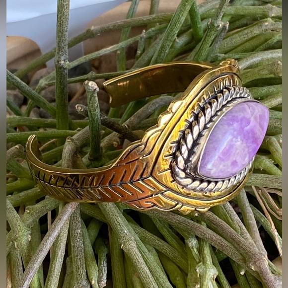 Bahgsu Jewels Sugilite Activate Cuff - Picture 3 of 5